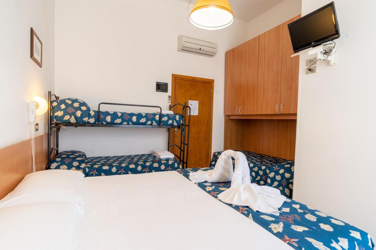 Hotel Milanese Rimini Esterno foto