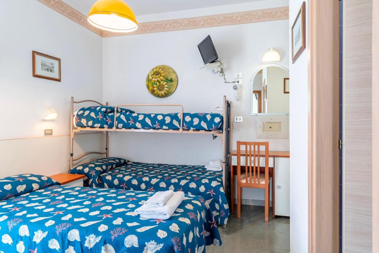 Hotel Milanese Rimini Esterno foto