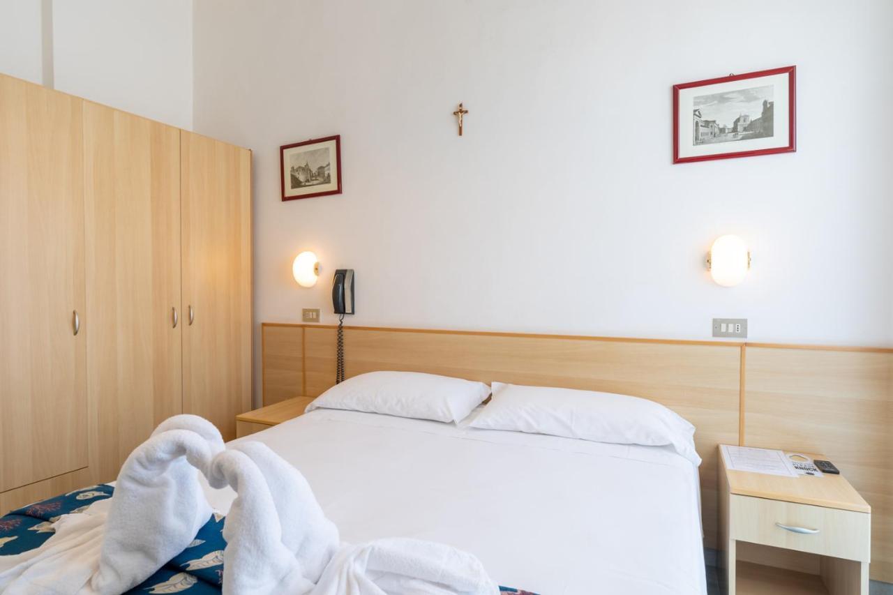Hotel Milanese Rimini Esterno foto