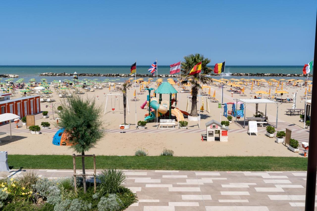 Hotel Milanese Rimini Esterno foto