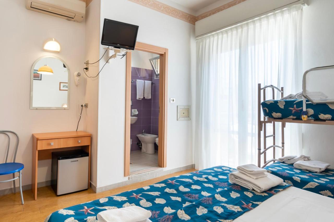 Hotel Milanese Rimini Esterno foto