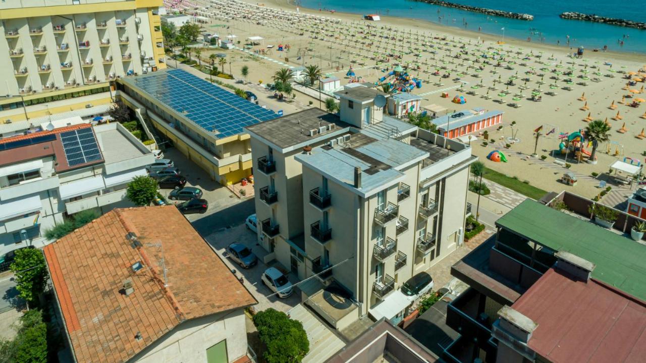 Hotel Milanese Rimini Esterno foto