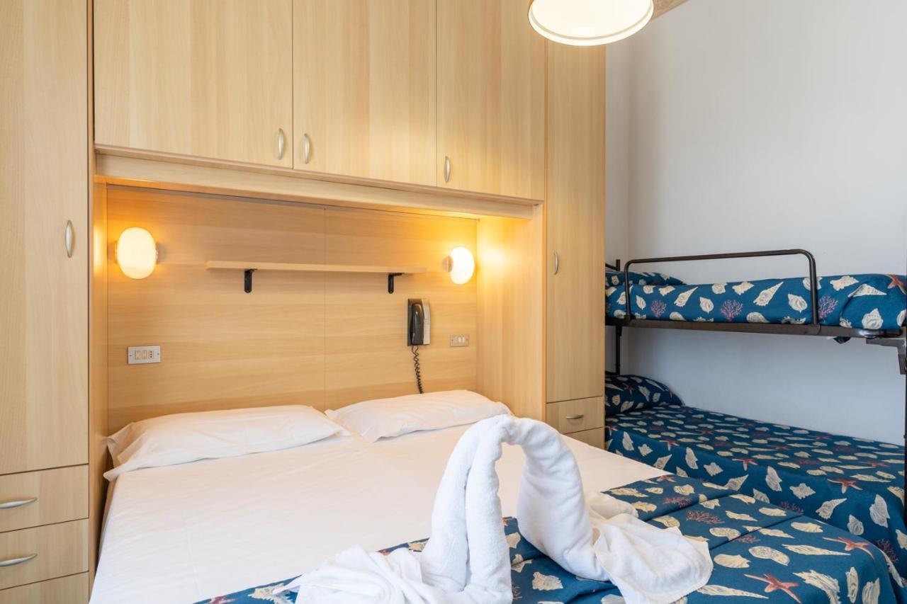 Hotel Milanese Rimini Esterno foto