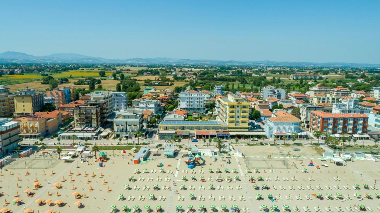 Hotel Milanese Rimini Esterno foto
