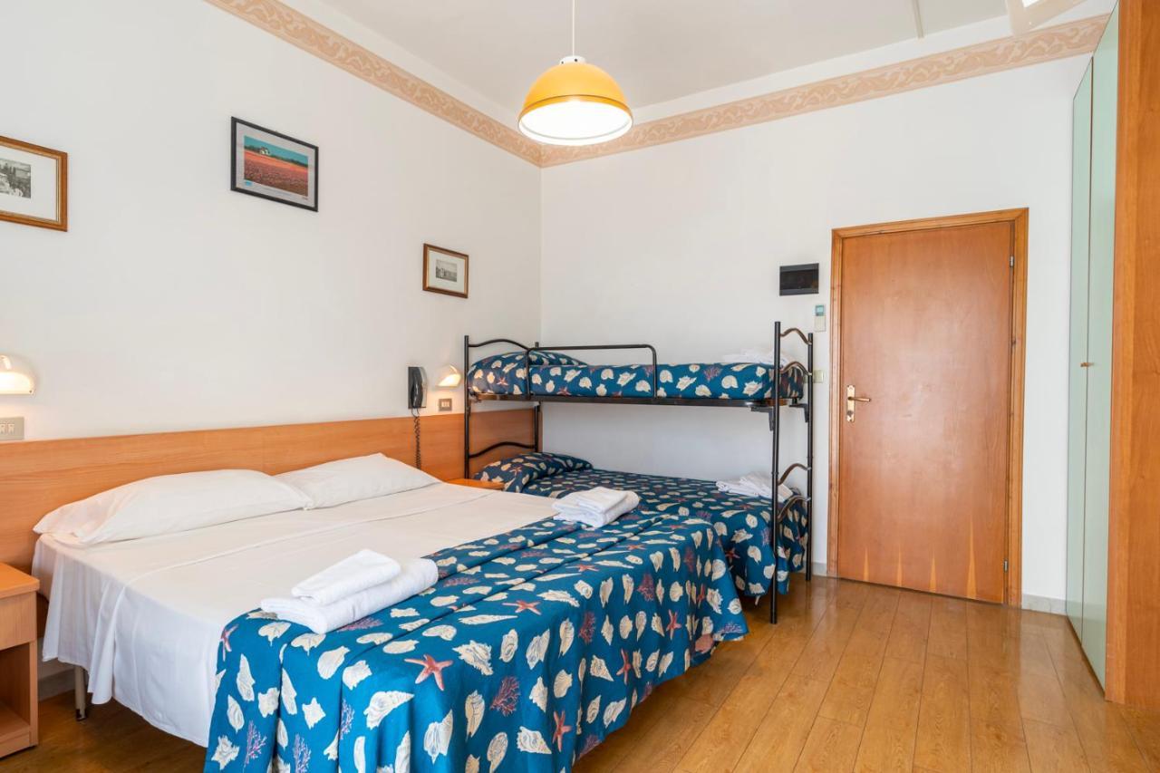 Hotel Milanese Rimini Esterno foto