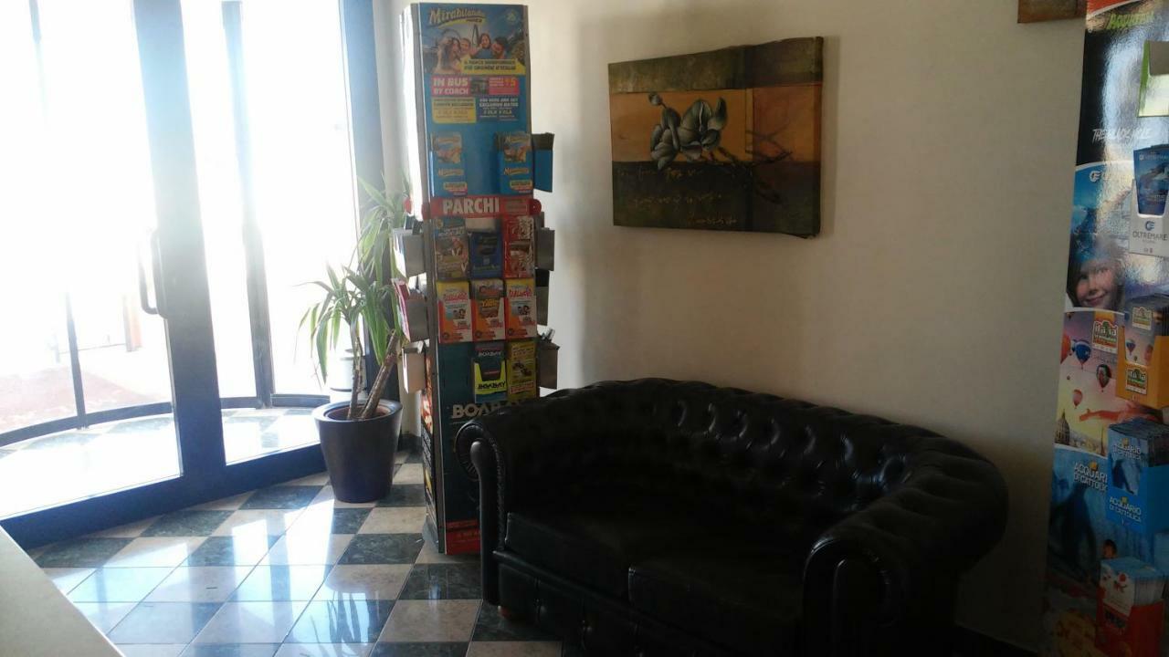 Hotel Milanese Rimini Esterno foto